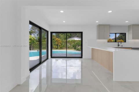 Villa ou maison à vendre à Miami, Floride: 3 chambres, 145.58 m2 № 2254151 - photo 5