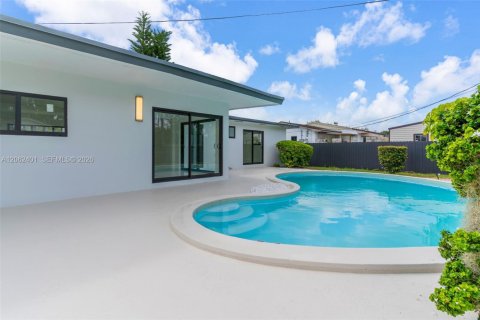 Villa ou maison à vendre à Miami, Floride: 3 chambres, 145.58 m2 № 2254151 - photo 26