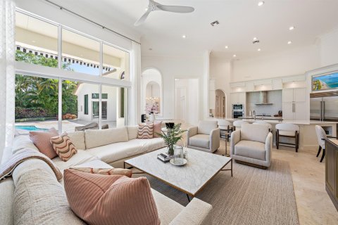Villa ou maison à vendre à Jupiter, Floride: 4 chambres, 410.16 m2 № 2147260 - photo 12