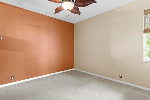 House in Spring Hill, Florida 2 bedrooms, 163.23 sq.m. № 2226600 - photo 12