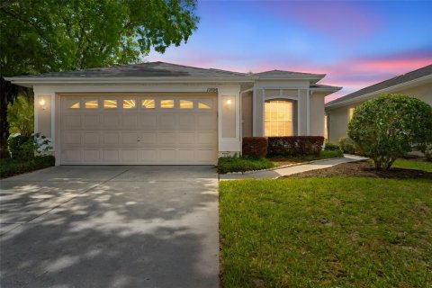 House in Spring Hill, Florida 2 bedrooms, 163.23 sq.m. № 2226600