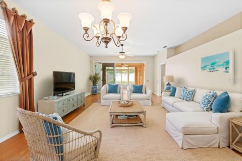 House in Spring Hill, Florida 2 bedrooms, 163.23 sq.m. № 2226600 - photo 3