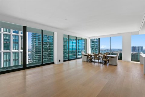 Condominio en venta en Tampa, Florida, 3 dormitorios, 280.01 m2 № 2235001 - foto 14