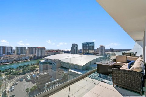 Condominio en venta en Tampa, Florida, 3 dormitorios, 280.01 m2 № 2235001 - foto 18