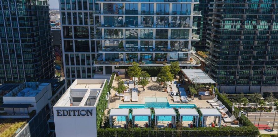 Condominio en Tampa, Florida, 3 dormitorios № 2235001
