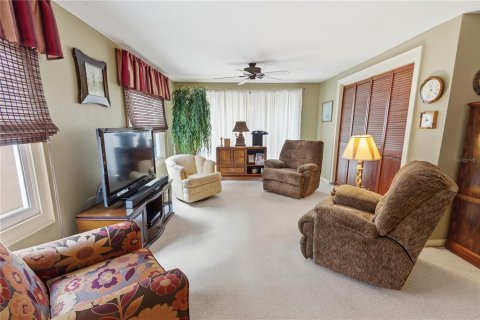 Casa en venta en Winter Haven, Florida, 3 dormitorios, 152.27 m2 № 2144985 - foto 10
