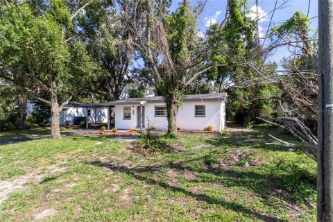 House in Tampa, Florida 3 bedrooms, 81.94 sq.m. № 1913128 - photo 5