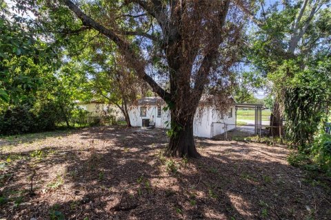 House in Tampa, Florida 3 bedrooms, 81.94 sq.m. № 1913128 - photo 29