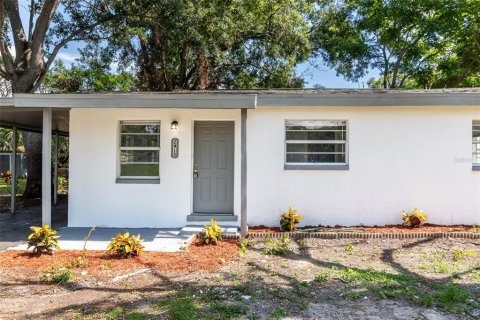 House in Tampa, Florida 3 bedrooms, 81.94 sq.m. № 1913128 - photo 2