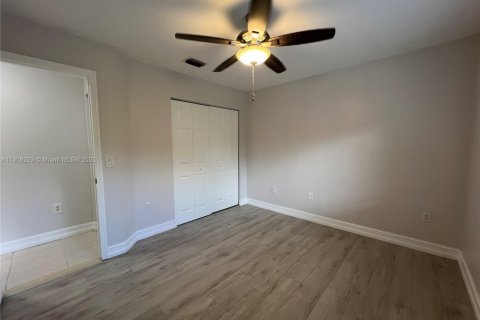 Villa ou maison à louer à Pembroke Pines, Floride: 3 chambres, 130.81 m2 № 1966643 - photo 20