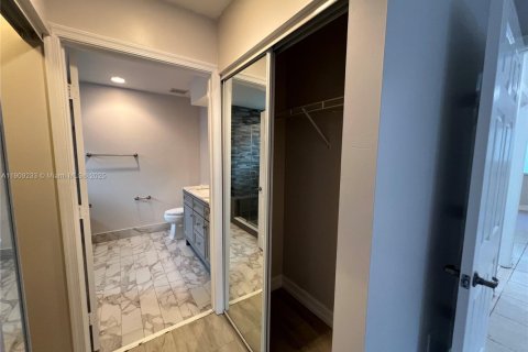 Villa ou maison à louer à Pembroke Pines, Floride: 3 chambres, 130.81 m2 № 1966643 - photo 23