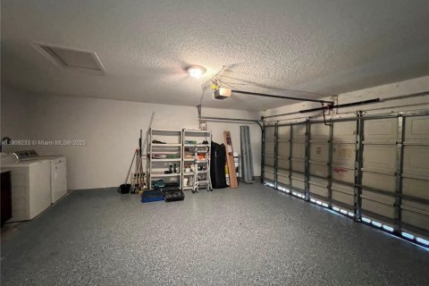 Villa ou maison à louer à Pembroke Pines, Floride: 3 chambres, 130.81 m2 № 1966643 - photo 30