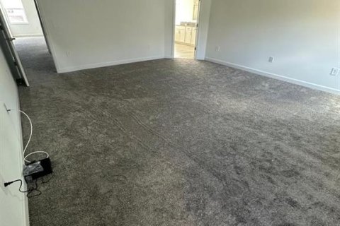 Casa en venta en Orlando, Florida, 5 dormitorios, 361.95 m2 № 1869095 - foto 9