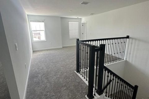 Casa en venta en Orlando, Florida, 5 dormitorios, 361.95 m2 № 1869095 - foto 18