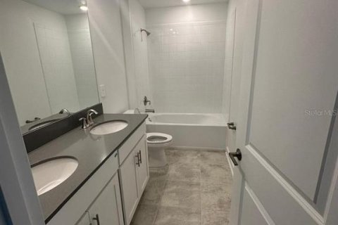 Casa en venta en Orlando, Florida, 5 dormitorios, 361.95 m2 № 1869095 - foto 11
