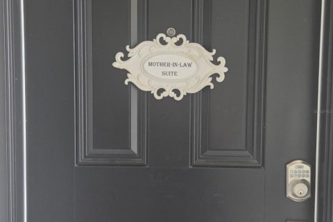 Casa en venta en Orlando, Florida, 5 dormitorios, 361.95 m2 № 1869095 - foto 27