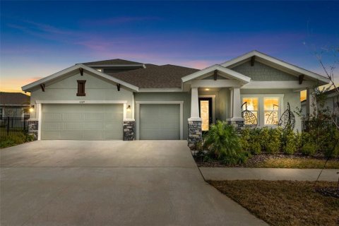 House in Apollo Beach, Florida 4 bedrooms, 299.05 sq.m. № 1556115 - photo 3