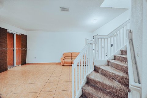 House in Miramar, Florida 3 bedrooms, 160.72 sq.m. № 1944919 - photo 20