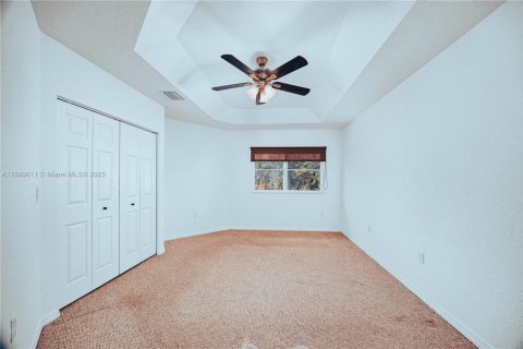 House in Miramar, Florida 3 bedrooms, 160.72 sq.m. № 1944919 - photo 25