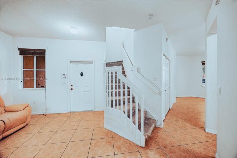 House in Miramar, Florida 3 bedrooms, 160.72 sq.m. № 1944919 - photo 12