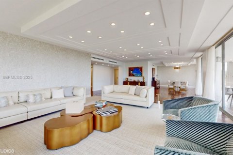 Condo in Bal Harbour, Florida, 4 bedrooms  № 1990600 - photo 6