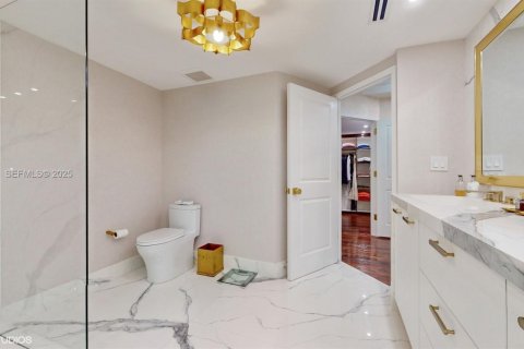 Condo in Bal Harbour, Florida, 4 bedrooms  № 1990600 - photo 23