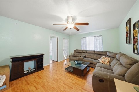Condo in Port Charlotte, Florida, 2 bedrooms № 2119075 - photo 7