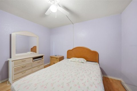 Condo in Port Charlotte, Florida, 2 bedrooms № 2119075 - photo 20