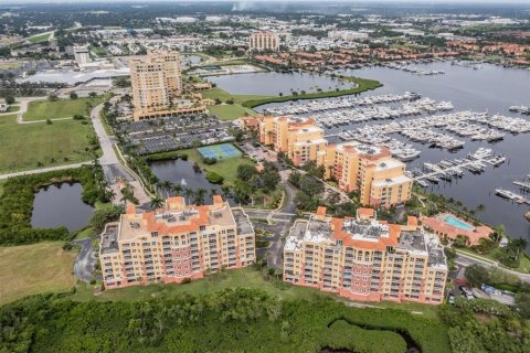Condo in Palmetto, Florida, 2 bedrooms  № 1898664 - photo 3