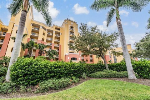 Condo in Palmetto, Florida, 2 bedrooms  № 1898664 - photo 2