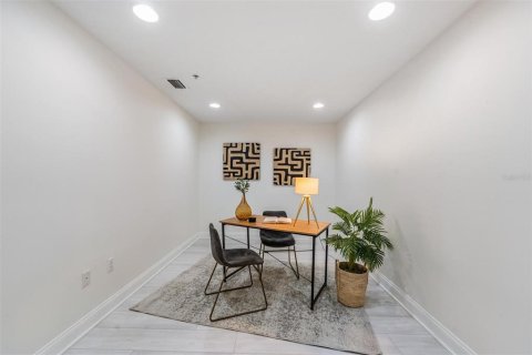 Condo in Palmetto, Florida, 2 bedrooms  № 1898664 - photo 16