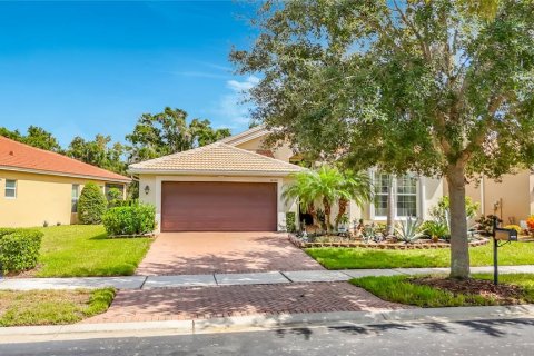 House in Wimauma, Florida 2 bedrooms, 192.59 sq.m. № 2396869 - photo 4