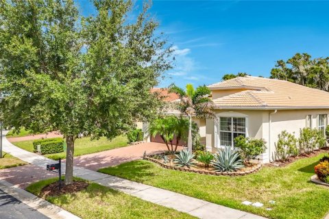 House in Wimauma, Florida 2 bedrooms, 192.59 sq.m. № 2396869 - photo 5