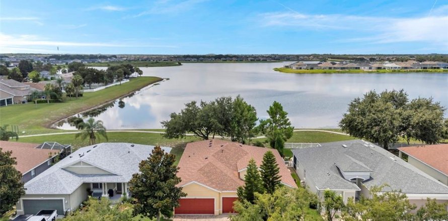 Casa en Riverview, Florida 4 dormitorios, 211.91 m2 № 1915859