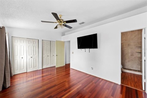 Купить таунхаус в Тампа, Флорида 8 комнат, 122.07м2, № 2110696 - фото 4