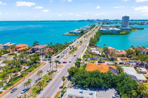 Casa en venta en Sarasota, Florida, 4 dormitorios, 326.55 m2 № 2220914 - foto 28
