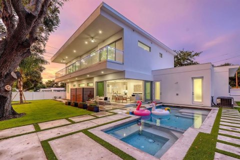 Casa en venta en Sarasota, Florida, 4 dormitorios, 326.55 m2 № 2220914 - foto 2