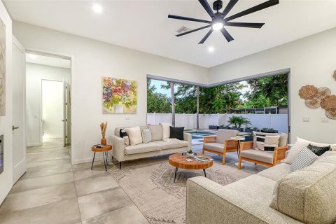 Casa en venta en Sarasota, Florida, 4 dormitorios, 326.55 m2 № 2220914 - foto 8