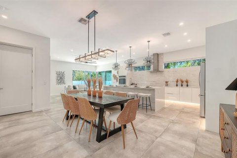 Casa en venta en Sarasota, Florida, 4 dormitorios, 326.55 m2 № 2220914 - foto 12