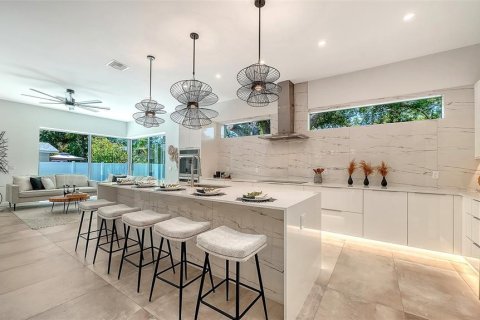 Casa en venta en Sarasota, Florida, 4 dormitorios, 326.55 m2 № 2220914 - foto 7