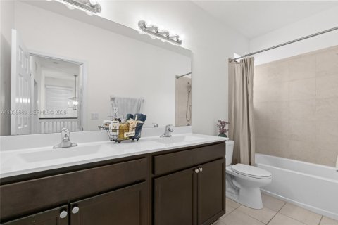 Villa ou maison à vendre à Homestead, Floride: 3 chambres, 196.49 m2 № 1996291 - photo 29