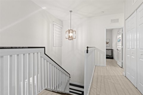 Villa ou maison à vendre à Homestead, Floride: 3 chambres, 196.49 m2 № 1996291 - photo 21