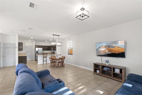 Villa ou maison à vendre à Homestead, Floride: 3 chambres, 196.49 m2 № 1996291 - photo 12