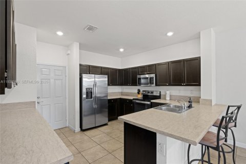 Villa ou maison à vendre à Homestead, Floride: 3 chambres, 196.49 m2 № 1996291 - photo 16