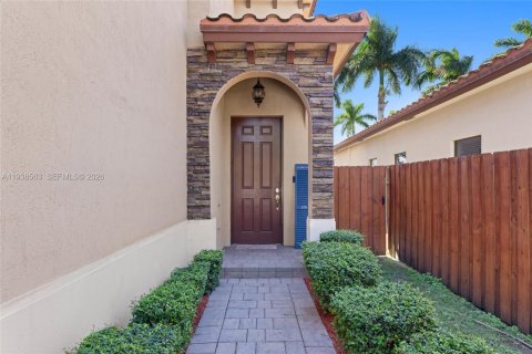 Villa ou maison à vendre à Homestead, Floride: 3 chambres, 196.49 m2 № 1996291 - photo 3