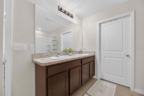 Casa en venta en Gibsonton, Florida, 5 dormitorios, 248.42 m2 № 2167459 - foto 28