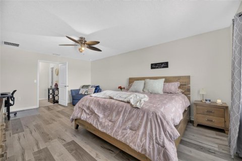 Casa en venta en Gibsonton, Florida, 5 dormitorios, 248.42 m2 № 2167459 - foto 26