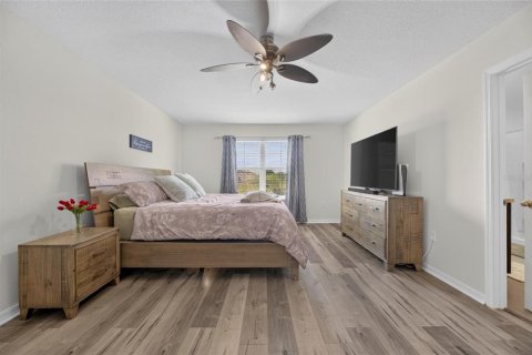 Casa en venta en Gibsonton, Florida, 5 dormitorios, 248.42 m2 № 2167459 - foto 4