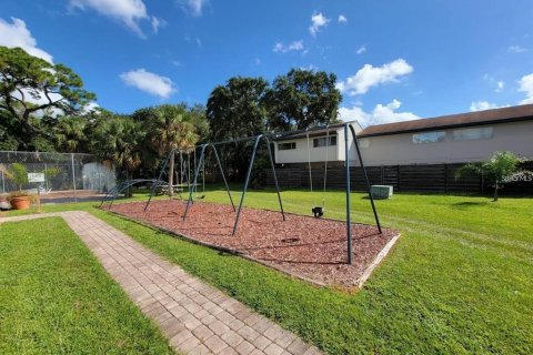 Condo in Sarasota, Florida, 2 bedrooms  № 1366401 - photo 22