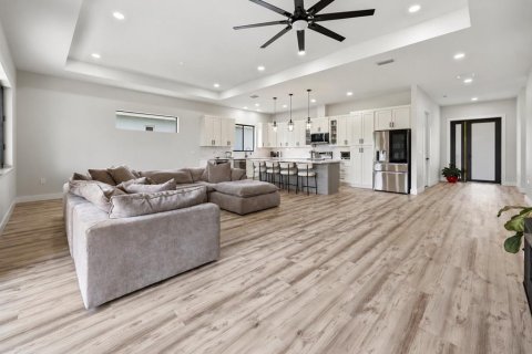 House in Rotonda, Florida 3 bedrooms, 162.21 sq.m. № 2421685 - photo 8